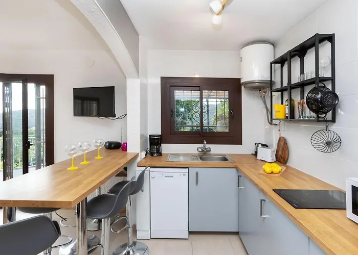 Nimes By Interhome