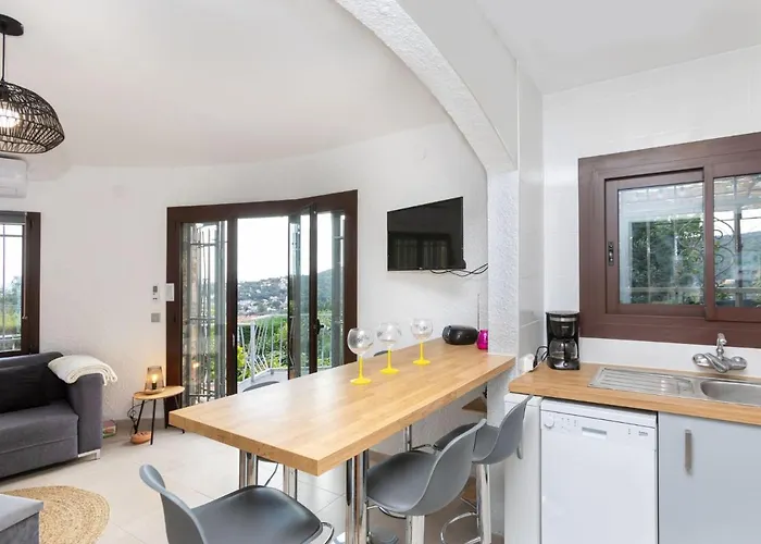 Nimes By Interhome Calonge (Catalonia)