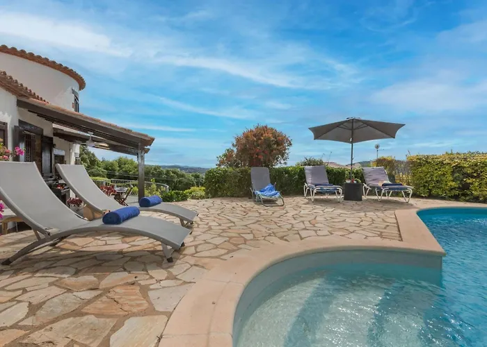 Сasa de vacaciones Nimes By Interhome *